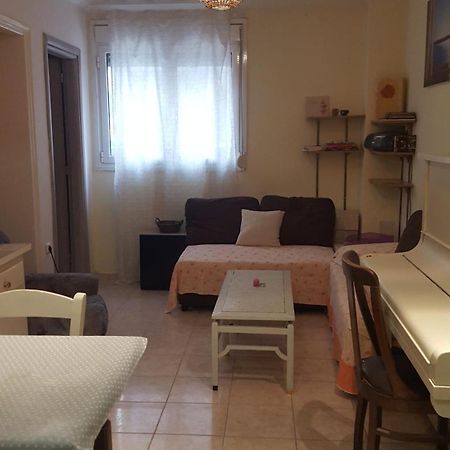 Comfy Home 35Sqm Near National Garden เอเธนส์ ภายนอก รูปภาพ